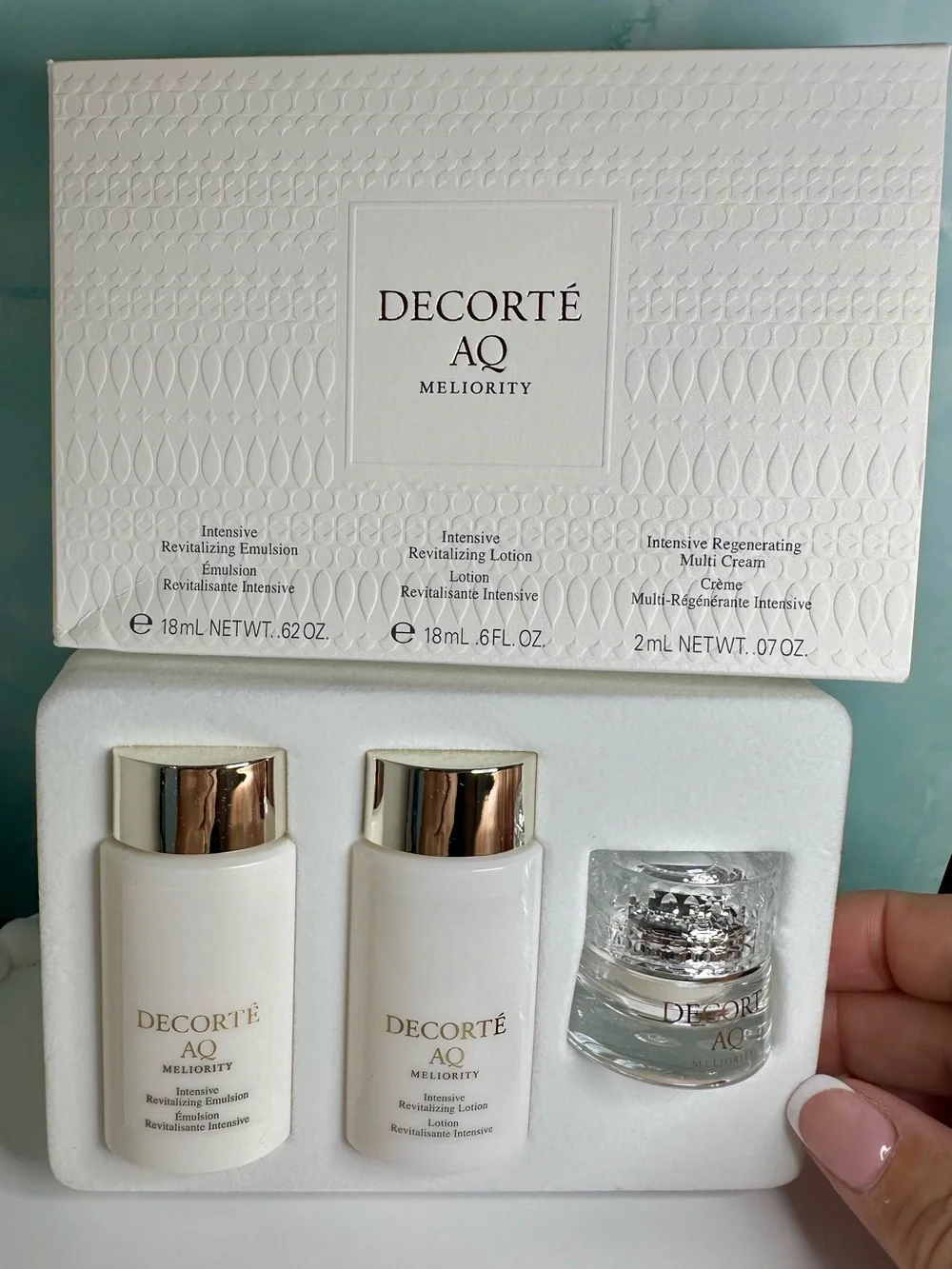 DECORTE AQ MELIORITY TRAVEL SET 3PC EMULSION LOTION CREAM LUXURY SKINCARE NIB